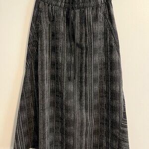 Athleta | Black and White Striped Women's Skirt